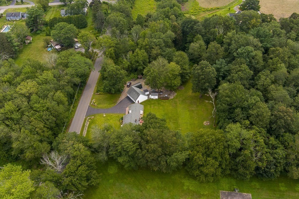 11 8 Lots Road Sutton, MA 01590 - Photo 34 of 39