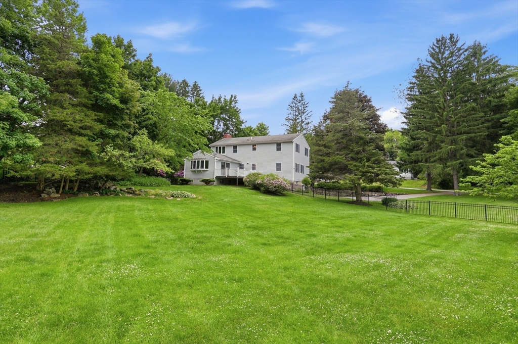 6 Hillcrest Road Bedford, MA 01730 - Photo 30 of 33