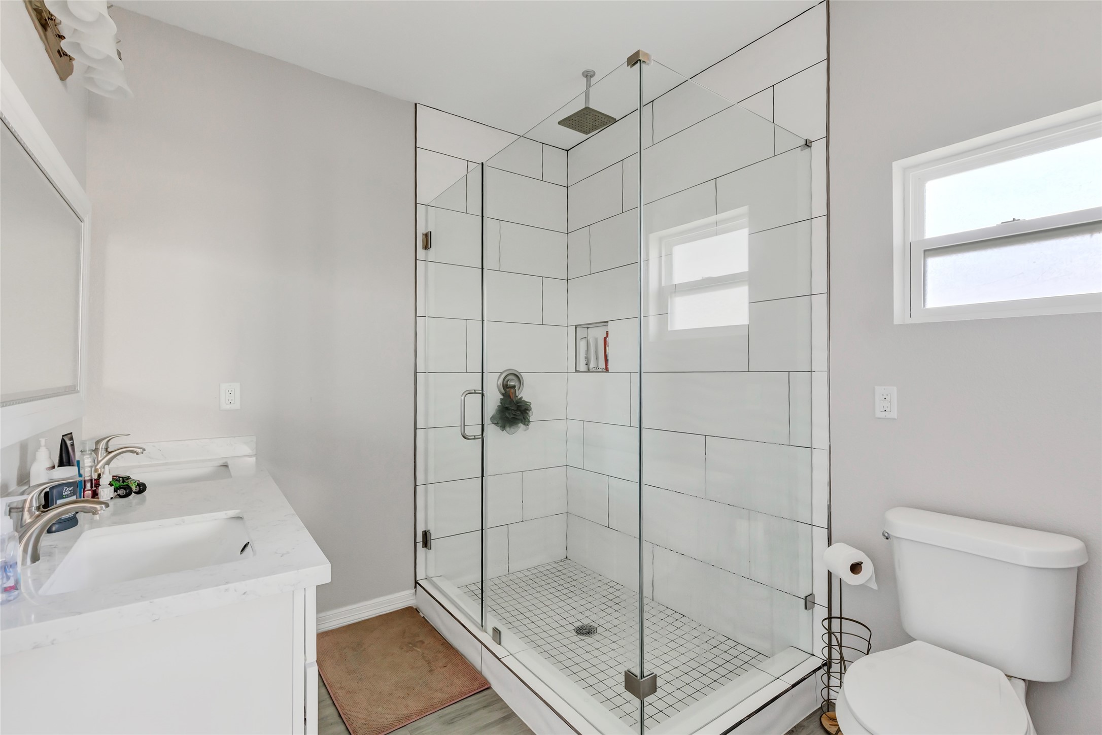 109 North Super Street Houston, TX 77011 - Photo 12 of 28