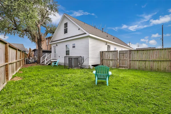 $415,000 | 109 North Super Street, Houston, TX 77011