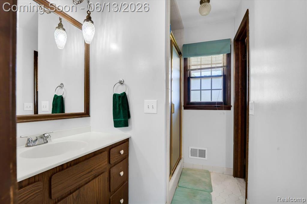 12650 22 Mile Road Utica, MI 48315 - Photo 19 of 47