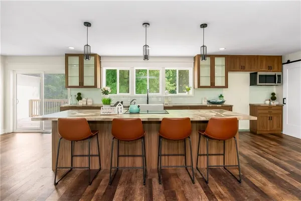 $525,000 | 20513 Lowemont Road, Easton, KS 66020