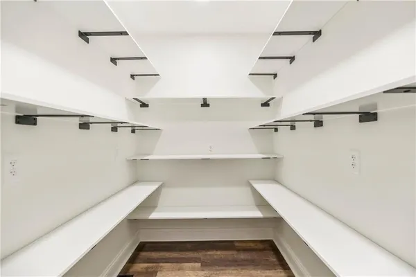 $525,000 | 20513 Lowemont Road, Easton, KS 66020