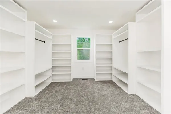 $525,000 | 20513 Lowemont Road, Easton, KS 66020