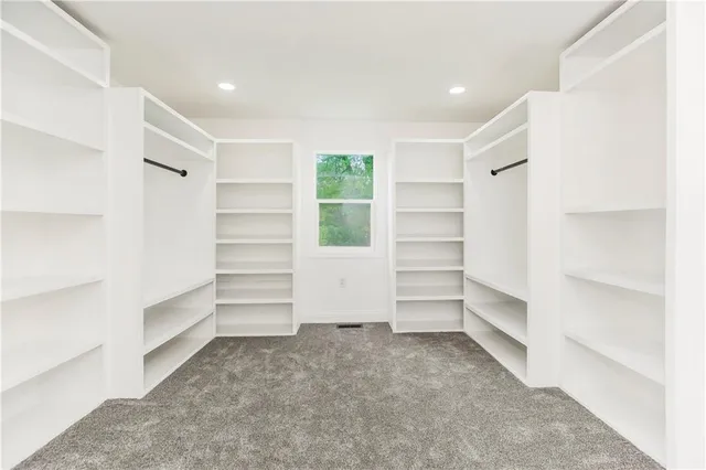 $510,000 | 20513 Lowemont Road, Easton, KS 66020