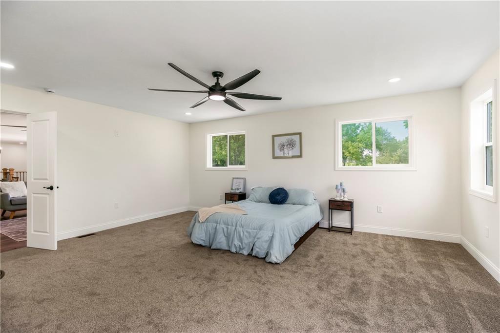 20513 Lowemont Road Easton, KS 66020 - Photo 21 of 34