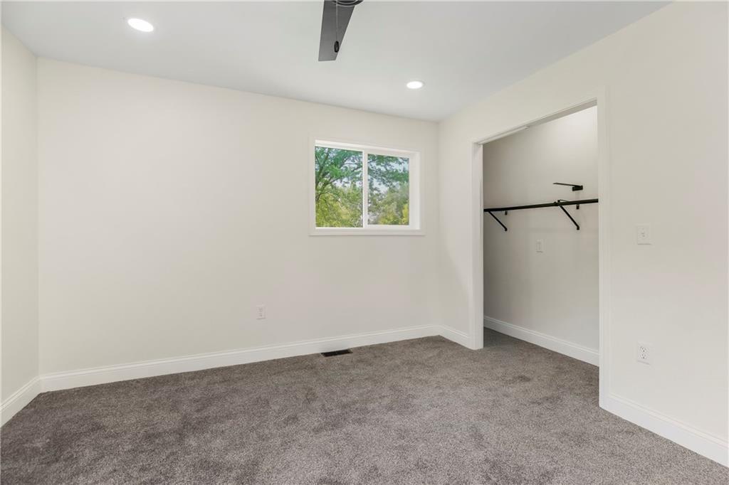 20513 Lowemont Road Easton, KS 66020 - Photo 24 of 34