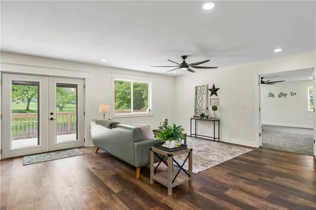 $510,000 | 20513 Lowemont Road, Easton, KS 66020