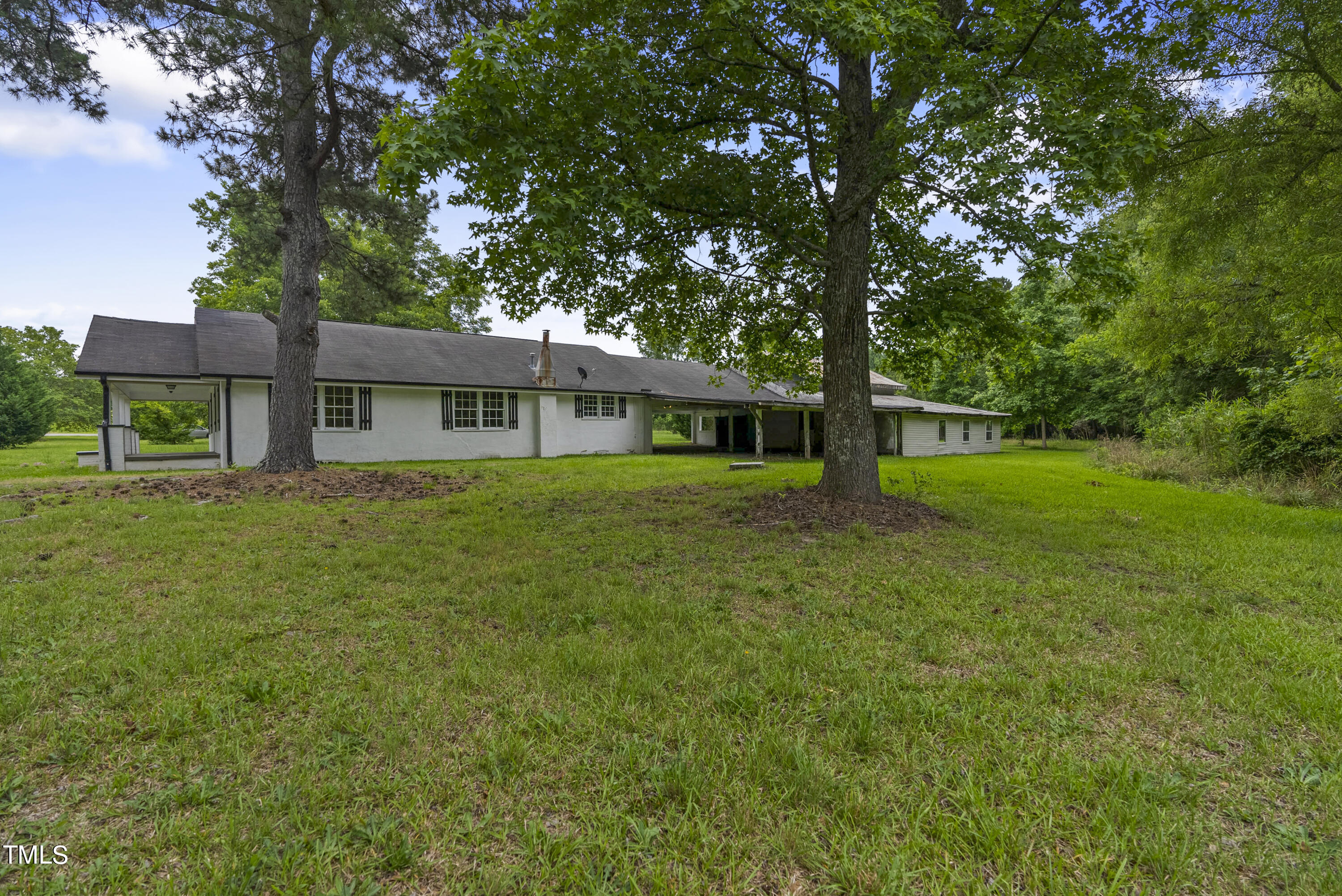 2430 Langdon Road Angier, NC 27501 - Photo 5 of 36 5