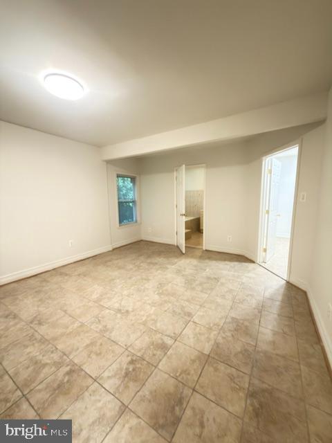 7135 Oak Ridge Road Falls Church, VA 22042 - Photo 28 of 41 en empty room with windows
