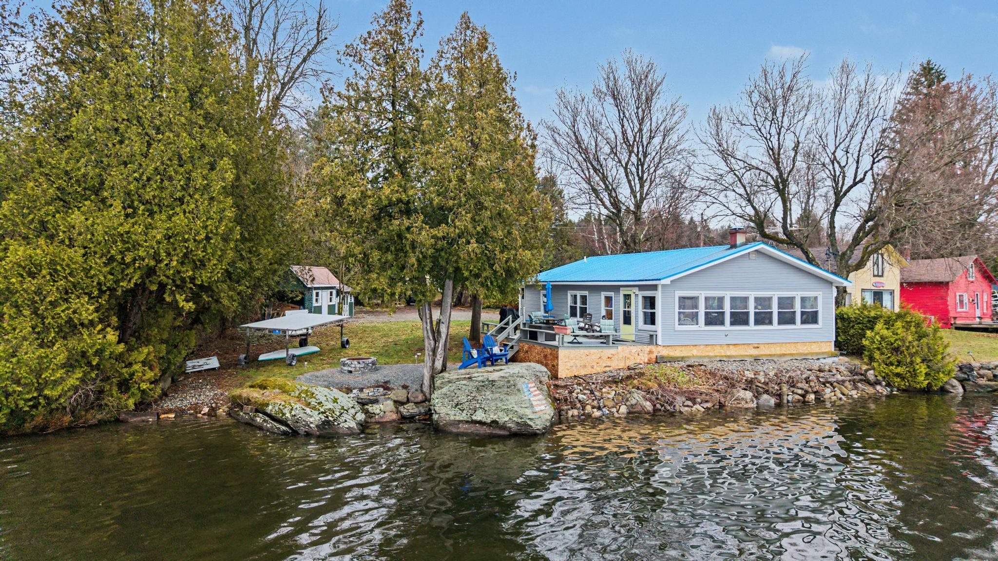 326 Mullen Shore Road Franklin, VT 05457 - Photo 2 of 60