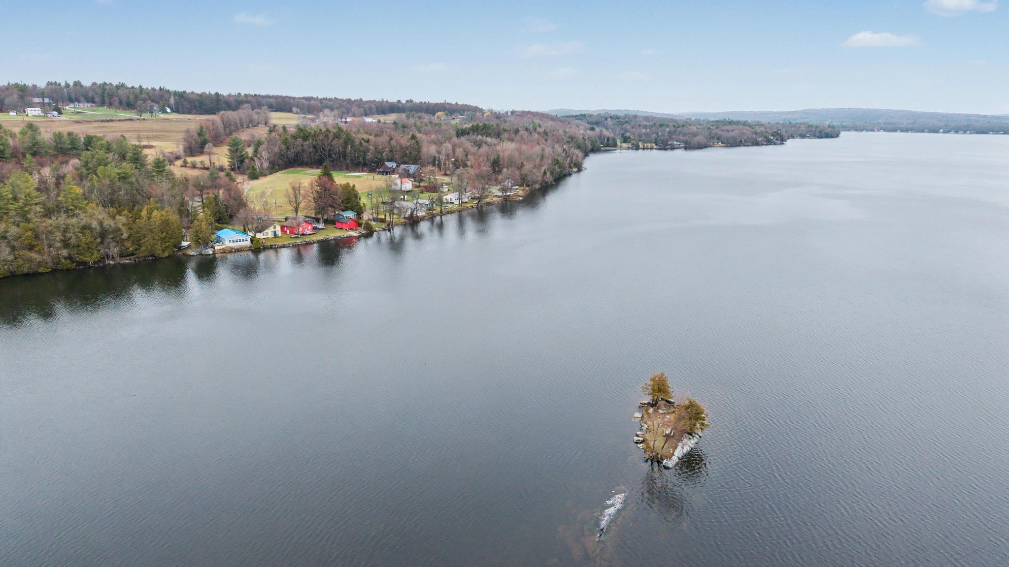 326 Mullen Shore Road Franklin, VT 05457 - Photo 3 of 60