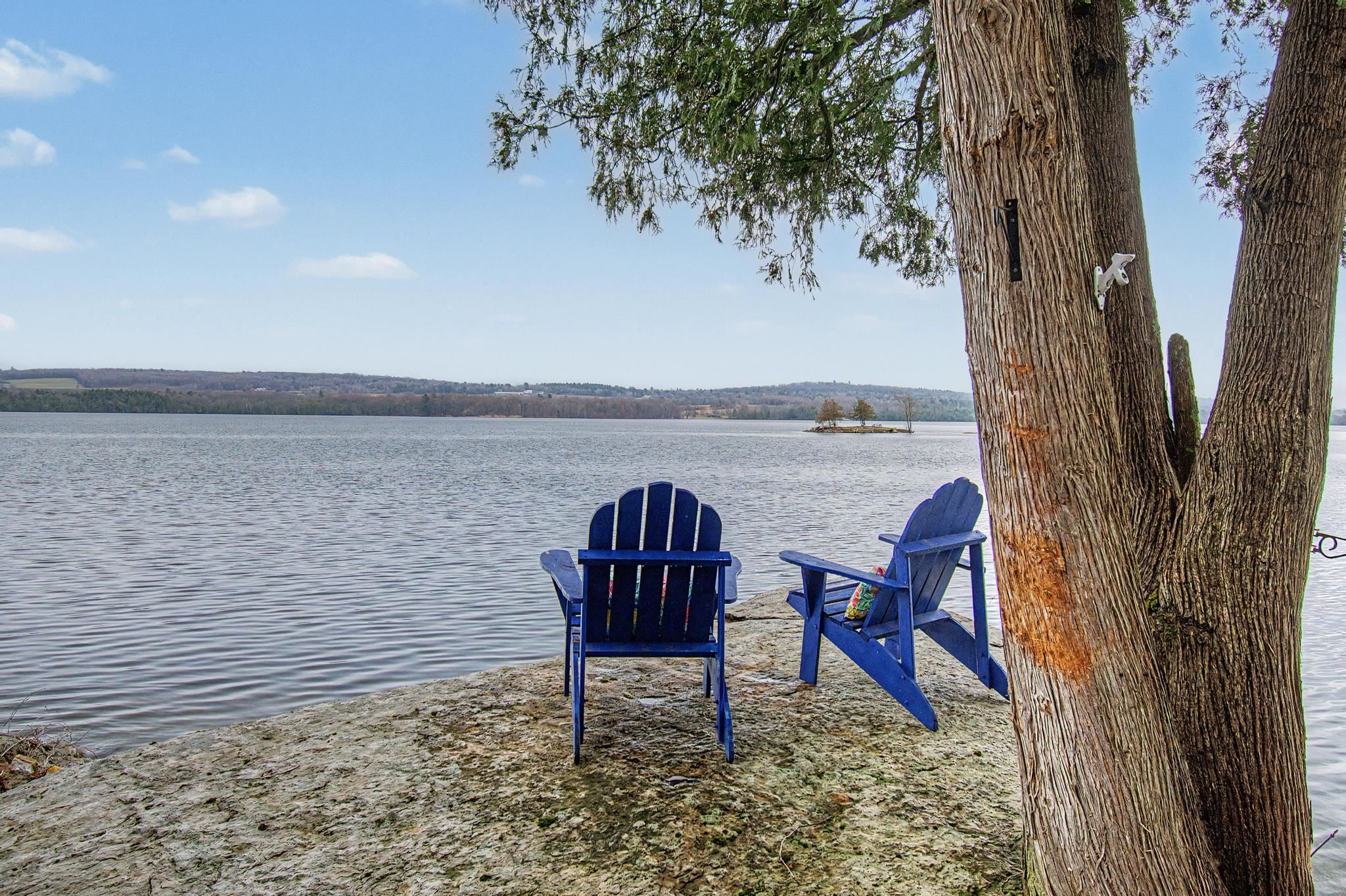 326 Mullen Shore Road Franklin, VT 05457 - Photo 4 of 60
