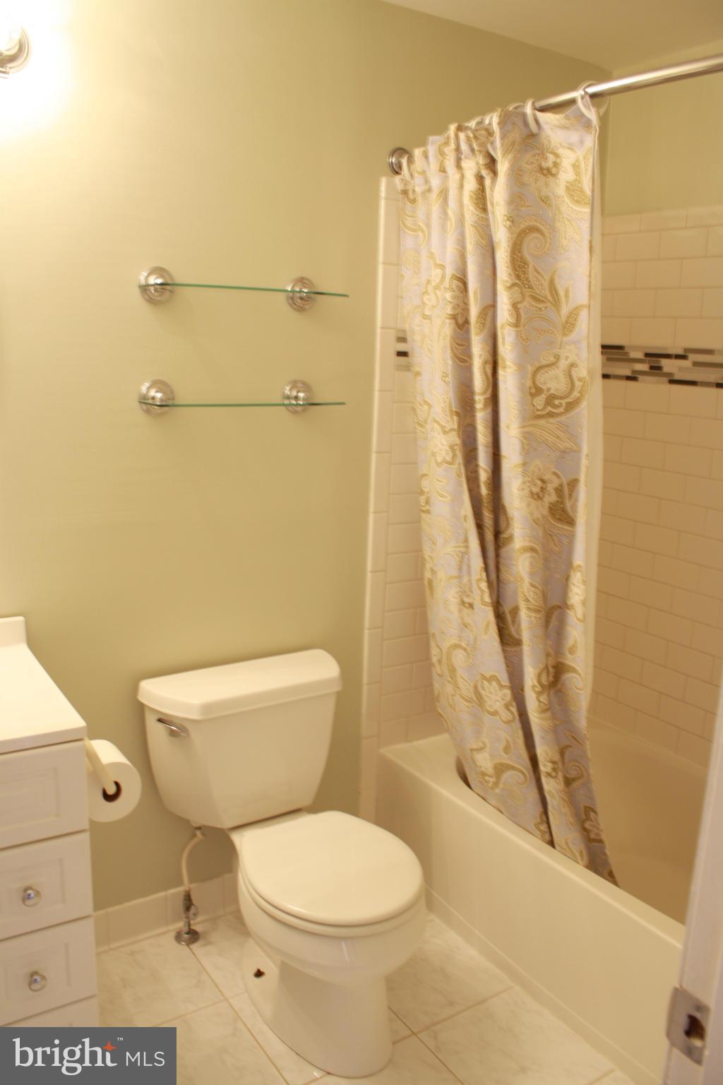 9446 Merryrest Road Columbia, MD 21045 - Photo 21 of 29 Upstairs Bathroom