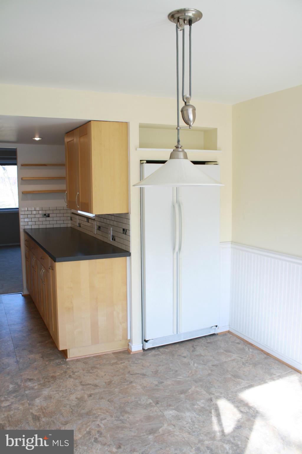 9446 Merryrest Road Columbia, MD 21045 - Photo 10 of 29 Kitchen