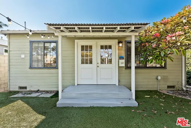 $1,649,000 | 717 Coeur D Alene Avenue, Venice, CA 90291