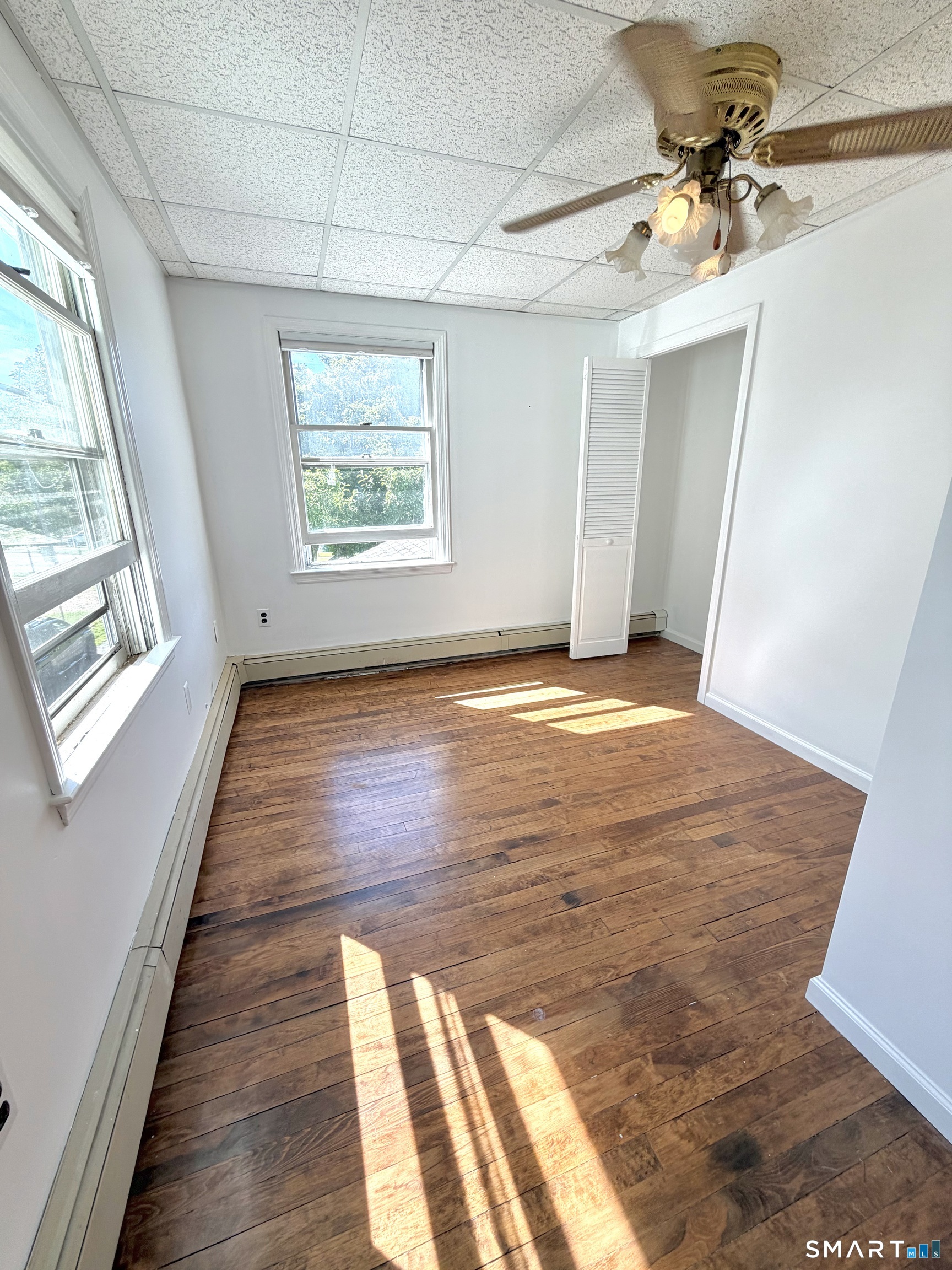460 Stonybrook Road Stratford, CT 06614 - Photo 2 of 5 Gallery Image 2