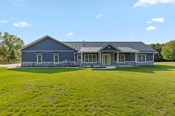 $750,000 | 6432 Marsh Road, Plainwell, MI 49080