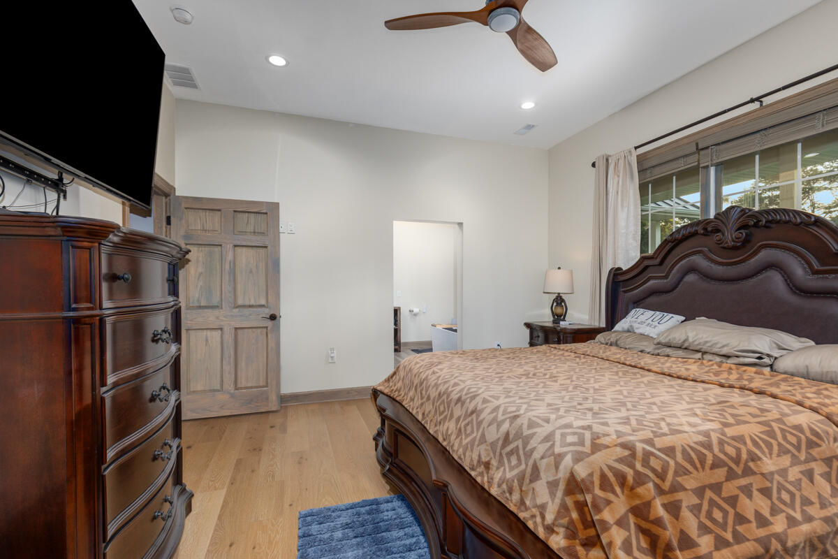 6432 Marsh Road Plainwell, MI 49080 - Photo 20 of 54 IMG_1018