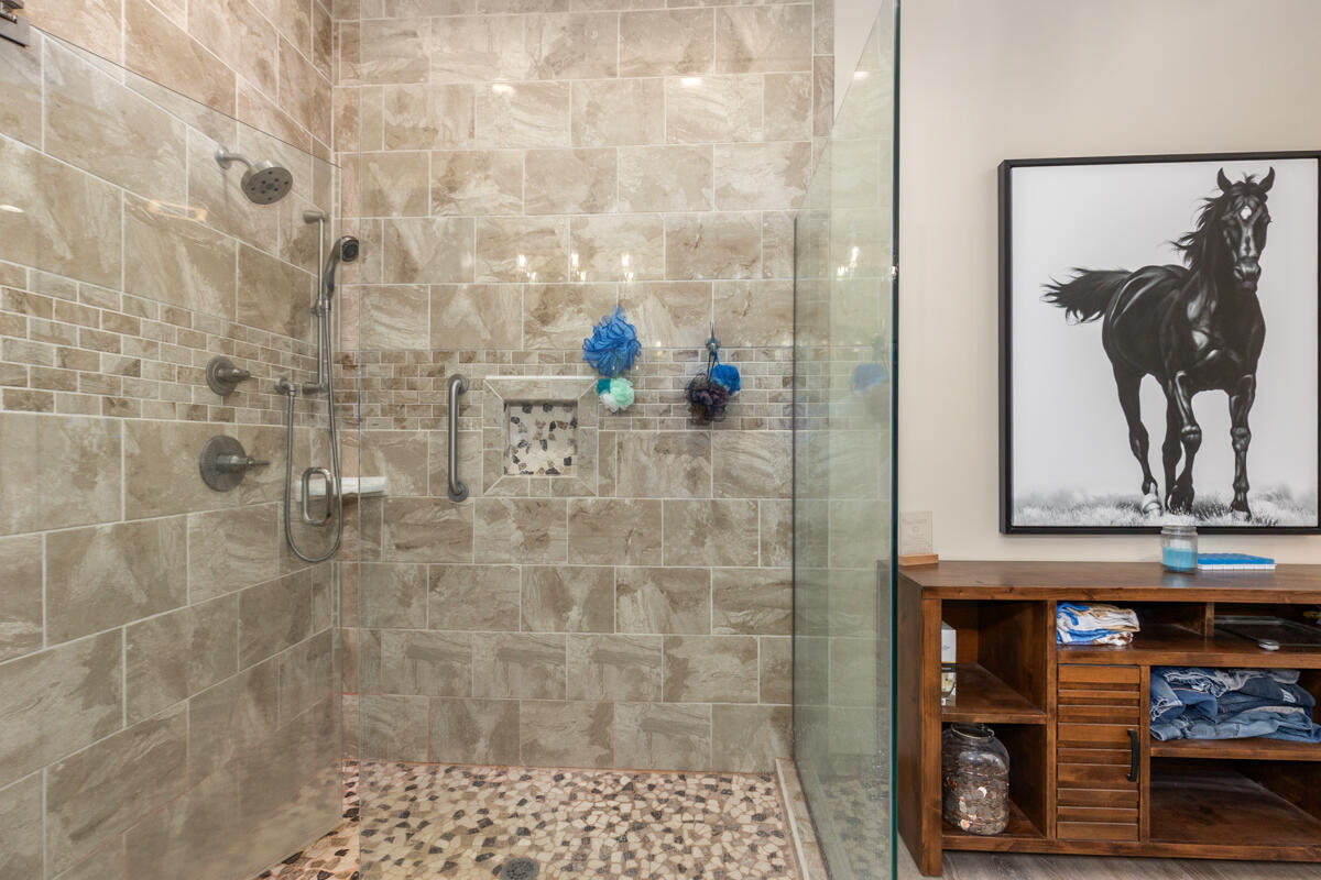 6432 Marsh Road Plainwell, MI 49080 - Photo 22 of 54 IMG_1020