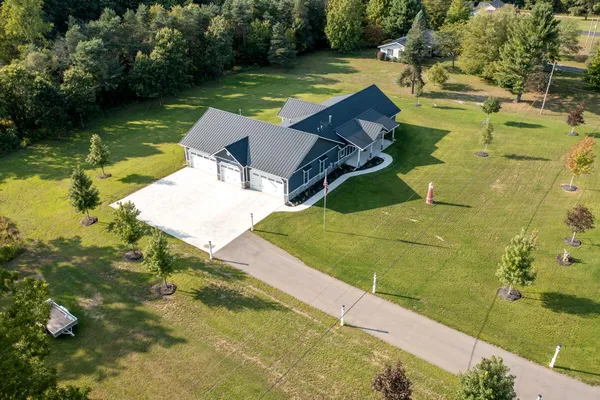 $750,000 | 6432 Marsh Road, Plainwell, MI 49080