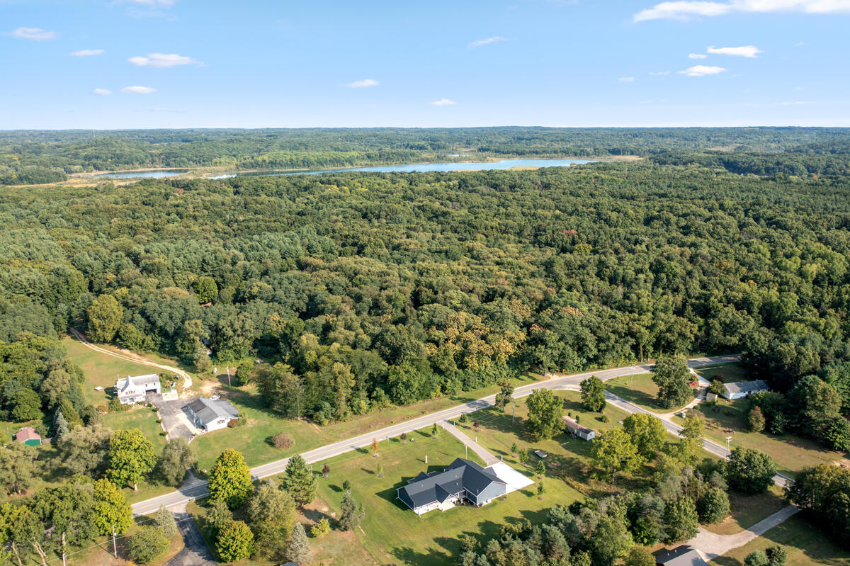 6432 Marsh Road Plainwell, MI 49080 - Photo 52 of 54 IMG_1050