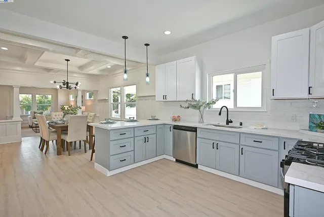 $998,000 | 3914 Agua Vista Street, Oakland, CA 94601