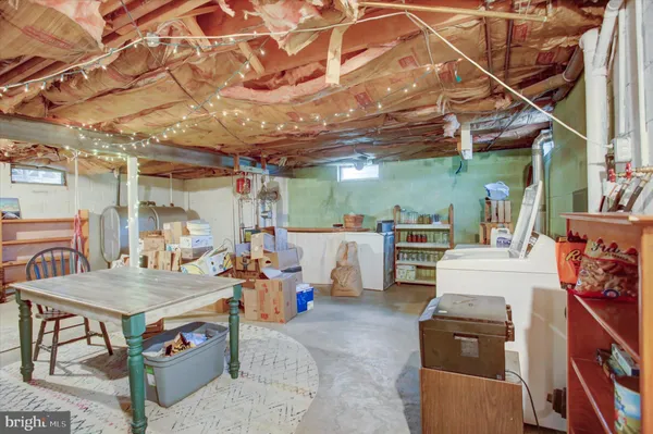 a view of a storage & utility room