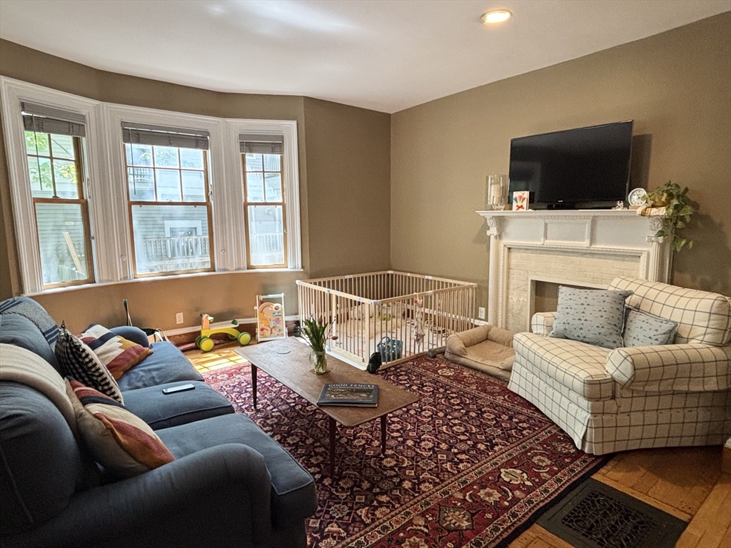 26 Kilsyth Road, Unit 26 Brookline, MA 02445 - Photo 2 of 20