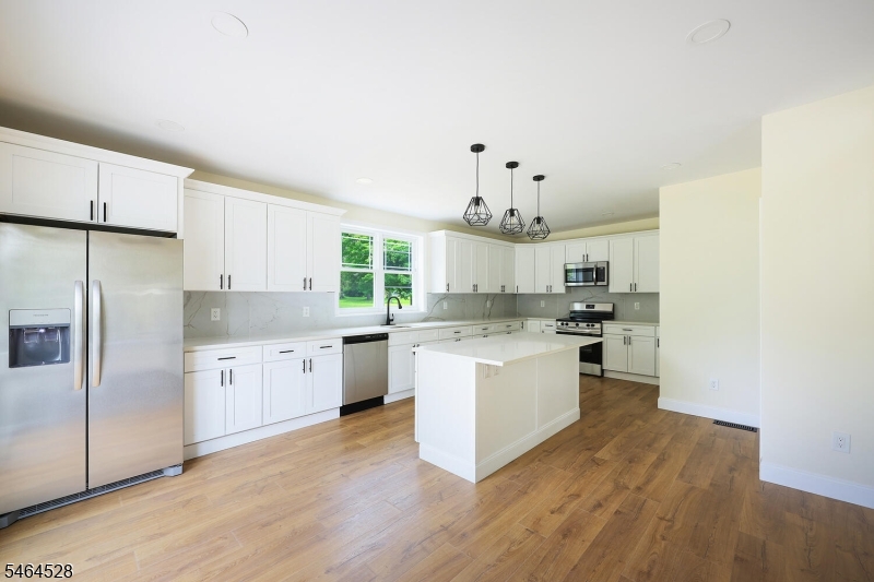 406 Skillman Road Skillman, NJ 08558 - Photo 11 of 38 Gallery Image 11