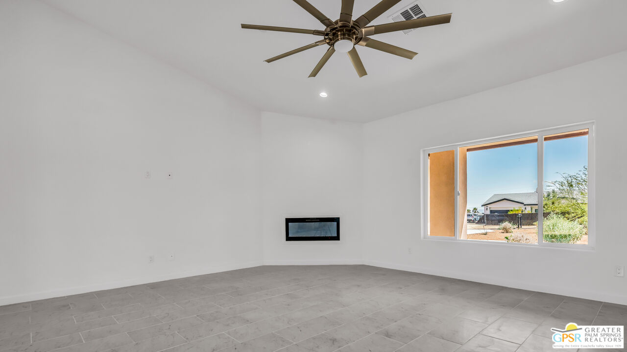 7160 Olympic Road Joshua Tree, CA 92252 - Photo 3 of 58