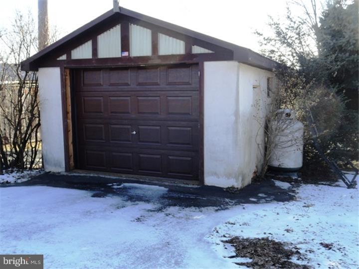 78 Passmore Road Bechtelsville, PA 19505 - Photo 25 of 25 Garage