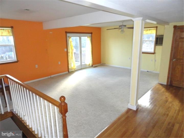 78 Passmore Road Bechtelsville, PA 19505 - Photo 4 of 25 Living Room