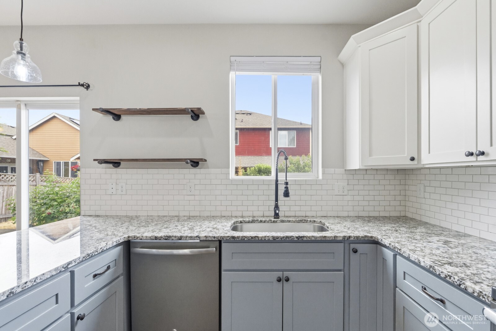 6974 Bailey Street Southeast Lacey, WA 98513 - Photo 14 of 37