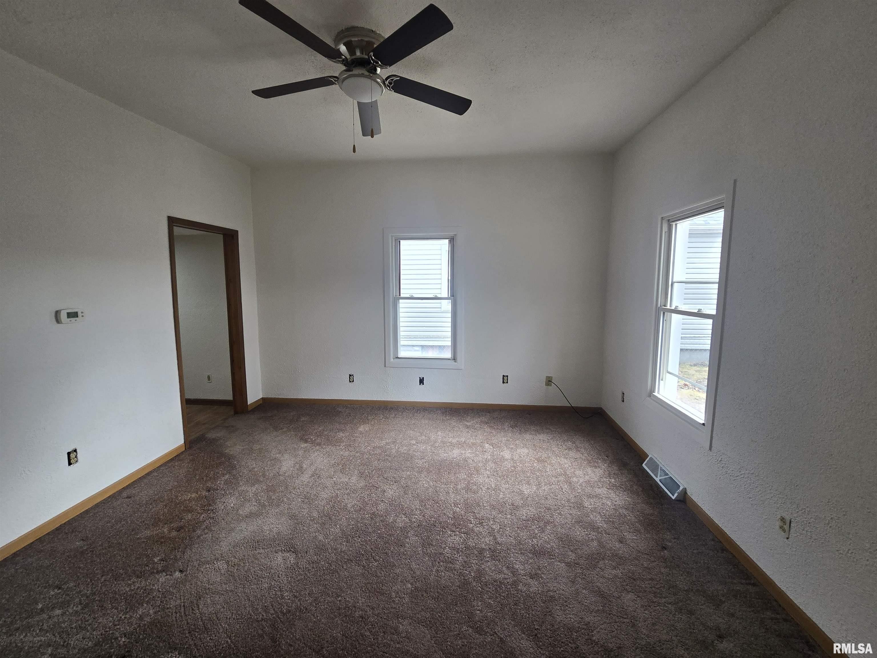 243 Cooper Street Pekin, IL 61554 - Photo 4 of 13