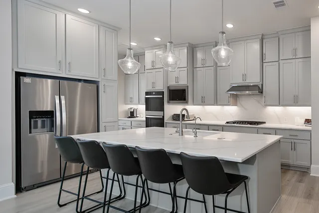 $750,000 | 22012 Canyon Trail Way, Porter, TX 77365