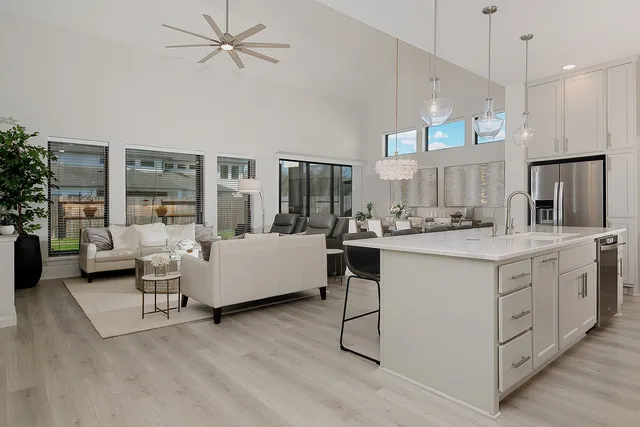 $750,000 | 22012 Canyon Trail Way, Porter, TX 77365