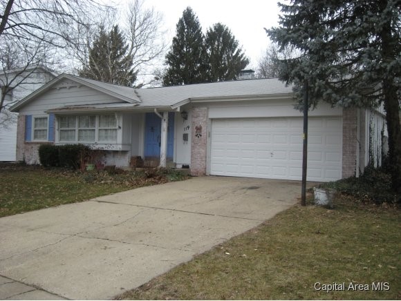 119 Exmore Drive Springfield, IL 62704 - Photo 1 of 11