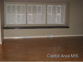 119 Exmore Drive Springfield, IL 62704 - Photo 4 of 11