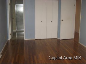 119 Exmore Drive Springfield, IL 62704 - Photo 8 of 11