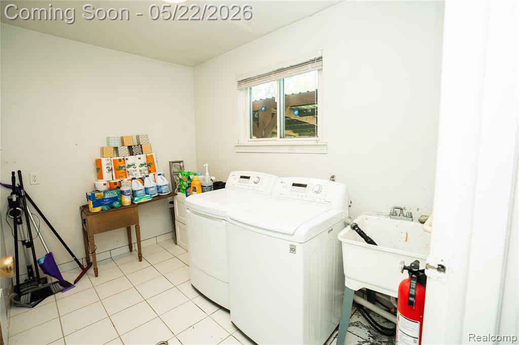 3131 Elmcrest Road Sterling Heights, MI 48310 - Photo 12 of 46