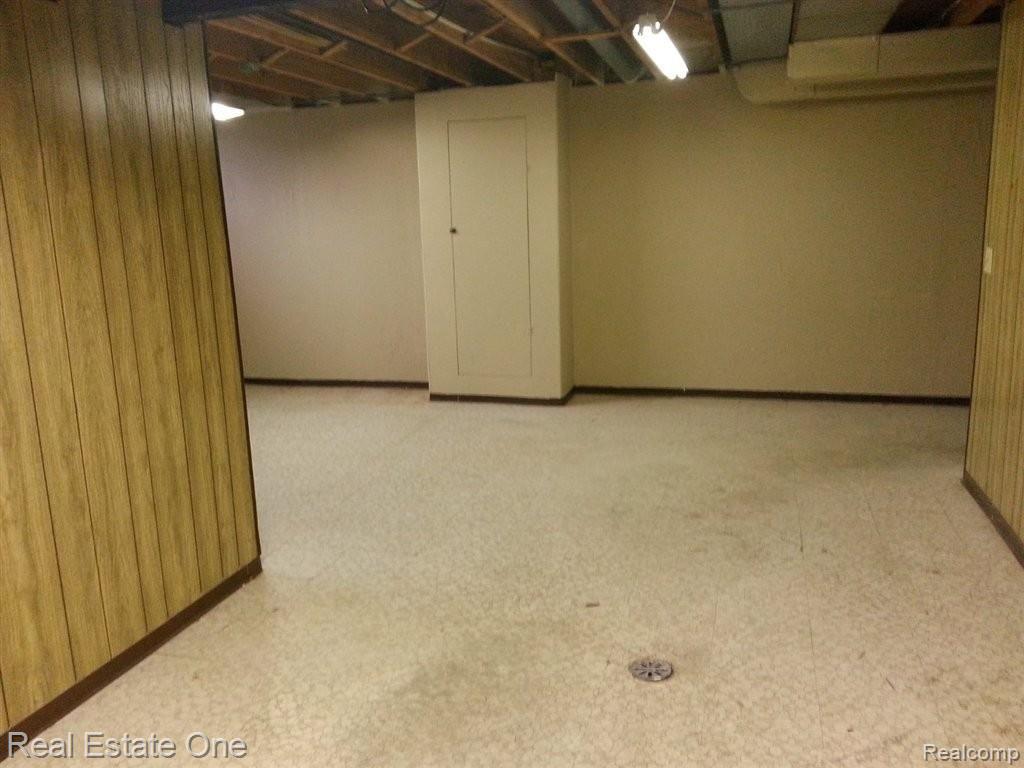 29861 Rambling Road Southfield, MI 48076 - Photo 16 of 18 Basement.jpg