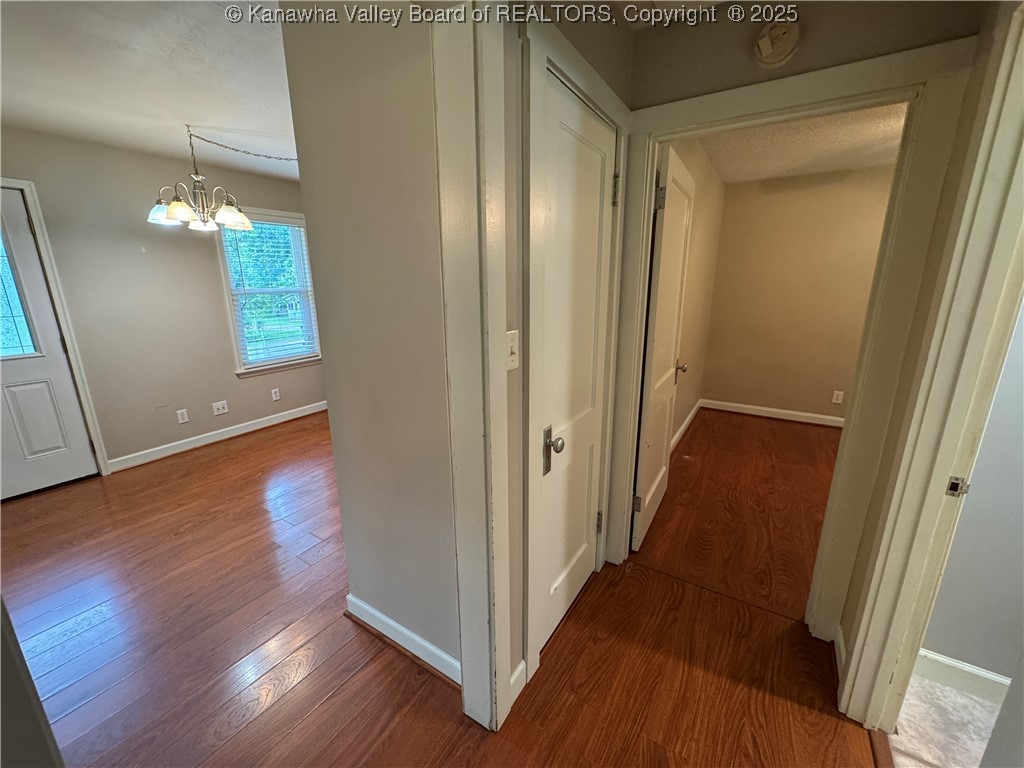 913 Charleston Road Point Pleasant, WV 25550 - Photo 24 of 37 Gallery Image 24
