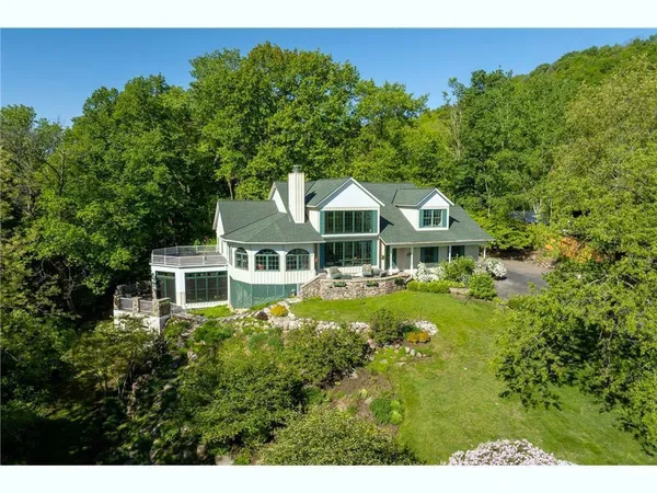 $1,550,000 | 28589 Lake Street, Frontenac, MN 55026