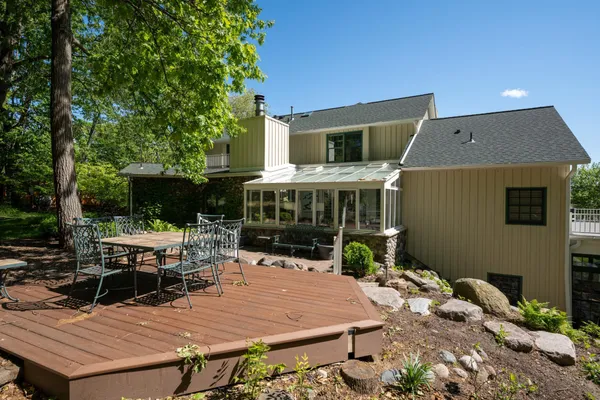 $1,550,000 | 28589 Lake Street, Frontenac, MN 55026