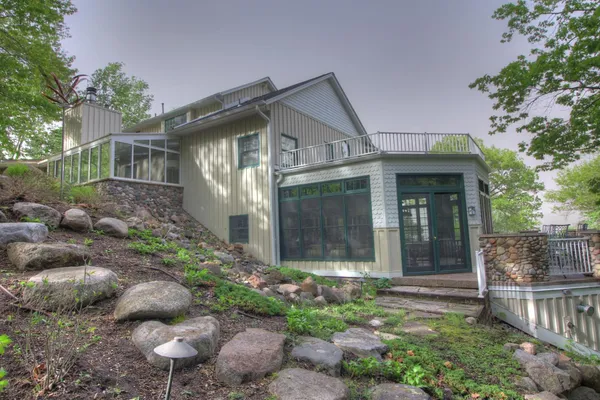 $1,550,000 | 28589 Lake Street, Frontenac, MN 55026