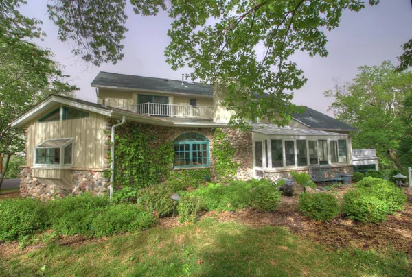 $1,550,000 | 28589 Lake Street, Frontenac, MN 55026
