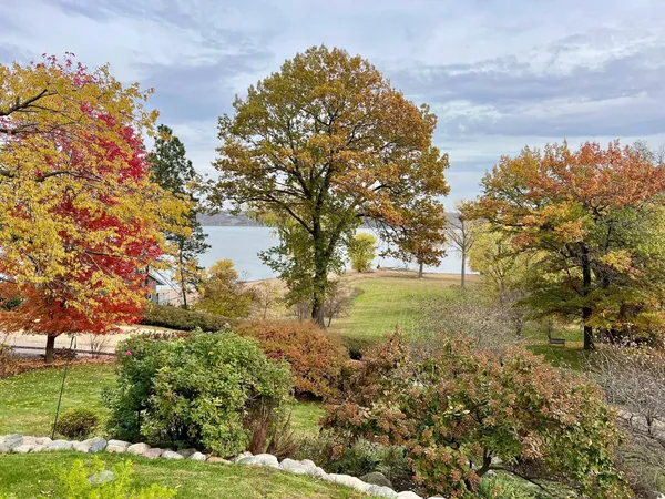 $1,550,000 | 28589 Lake Street, Frontenac, MN 55026