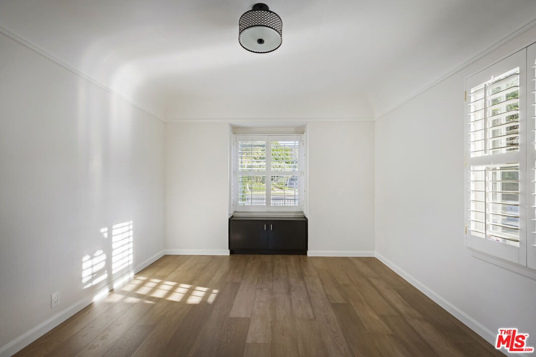 12153 Maxwellton Road Studio City, CA 91604 - Photo 36 of 48