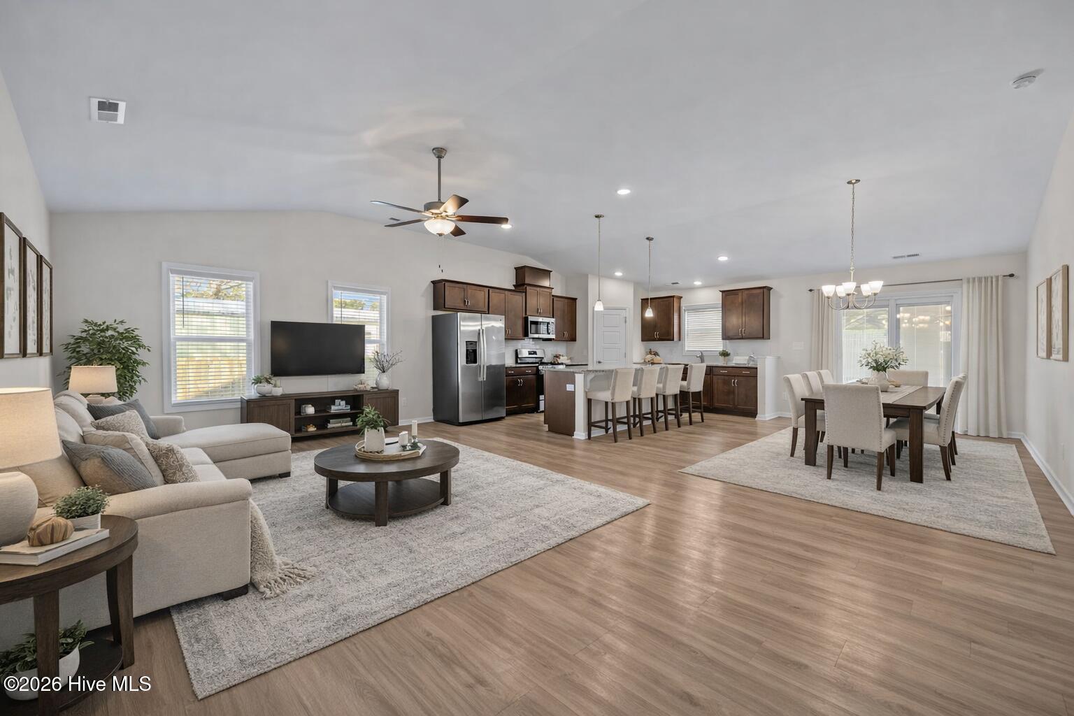 621 West Beaufort Road Beaufort, NC 28516 - Photo 37 of 38 Open Floor Plan Staged by AI